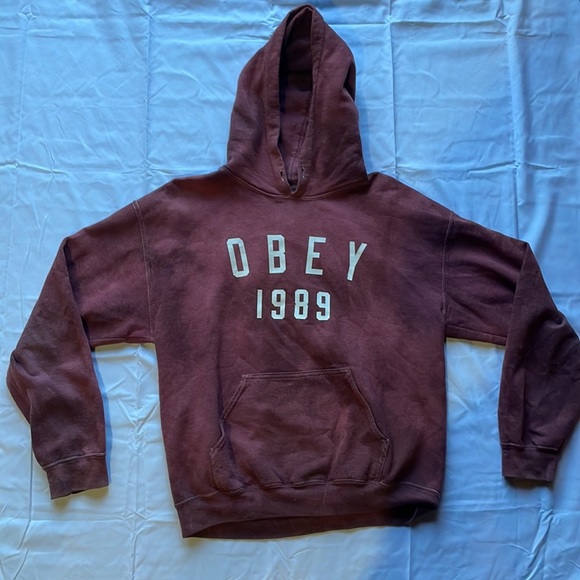 OBEY sweatshirt - Picture 2 of 4